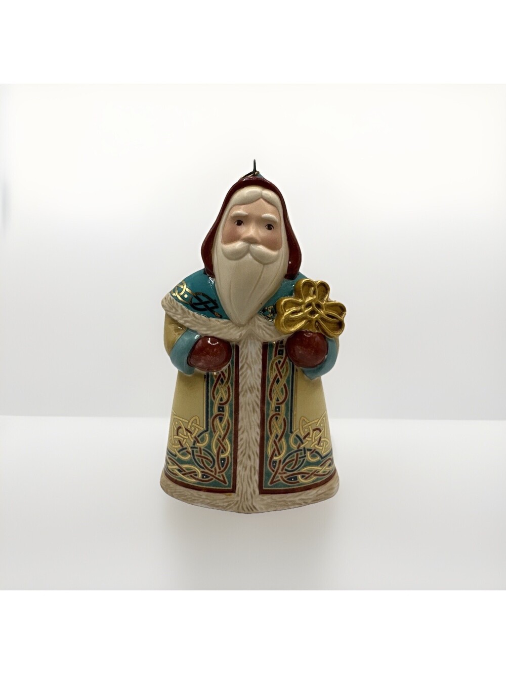 Hallmark Keepsake Ornament 2004 Ireland Santas from Around the World In Box